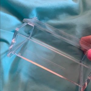Clear jewelry holder